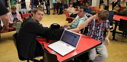 Puppey, Dendi, XBOCT stuck in Amsterdam