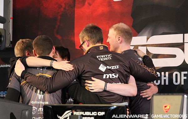 Fnatic sweeps Na`Vi 3-0 to be the first finalist in DreamLeague