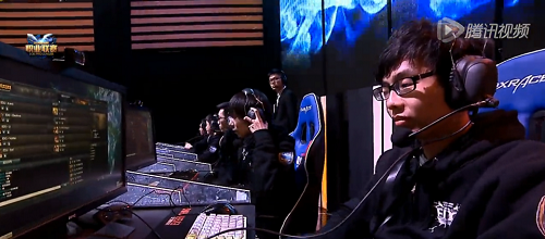 EDG upset OMG and take the gold 2-0 at IET