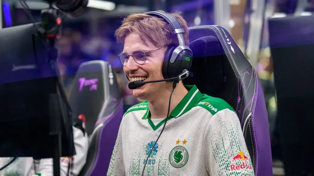 Team Falcons defeat BetBoom Team to make Top 3 at The International 2025