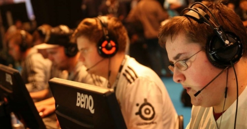 CPH Wolves and FlipSid3 Tactics qualify for DreamHack Winter 2014