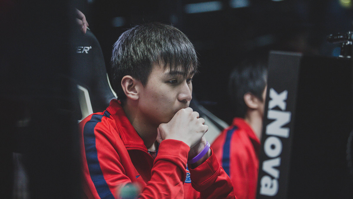 xNova ends his time with EHOME, the rest of the roster placed on an inactive status