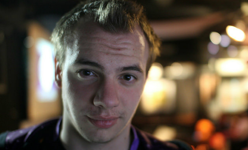 Maverick steps down from competitive Hearthstone