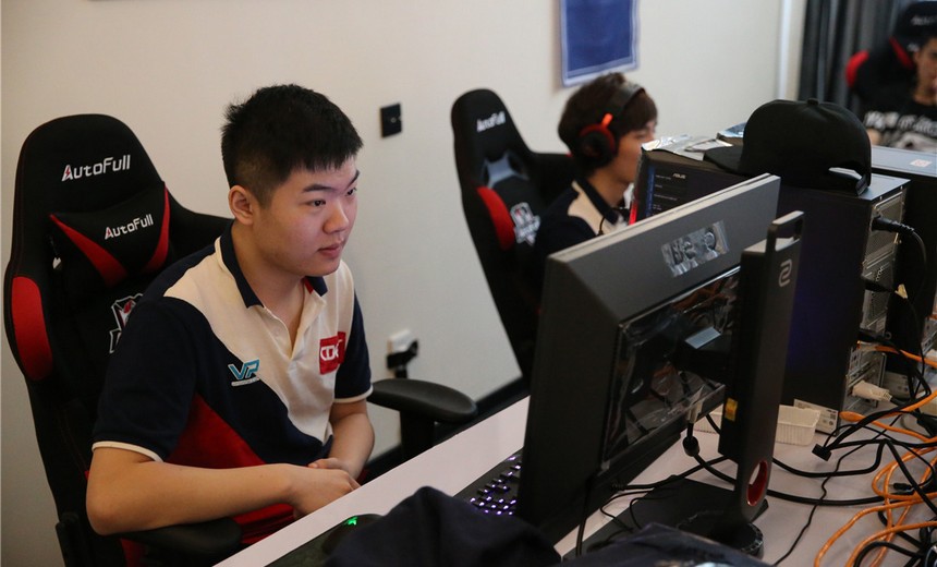 Victoria, Ame and Xz join LGD Gaming