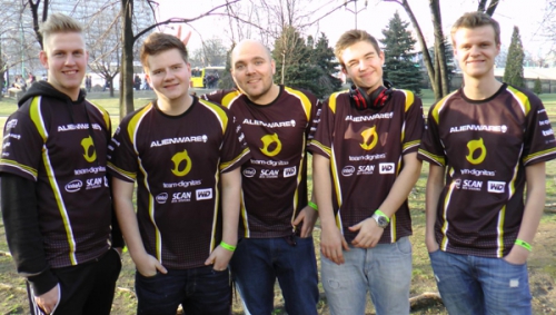 cajunb back to dignitas, aizy out
