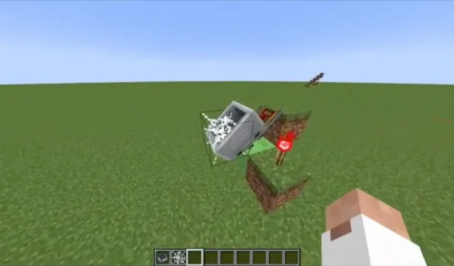 Strange Minecraft Glitch Sends Player Skyrocketing Thousands of Blocks High
